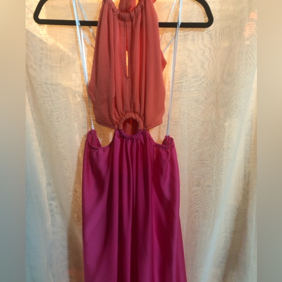 Color Block Halter Maxi Dress in Hot Pink & Orange - Size: Medium - Brand: Aakaa - Picture 3 of 11